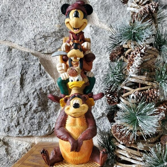 Wilderness Lodge Mickey and Friends Totem Pole - Picture 1 of 10